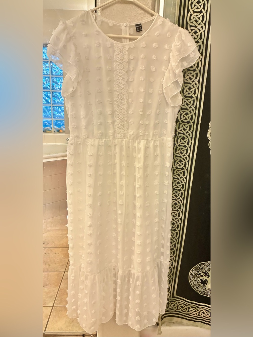 Women’s SHEIN White Textured Ruffle Dress XL